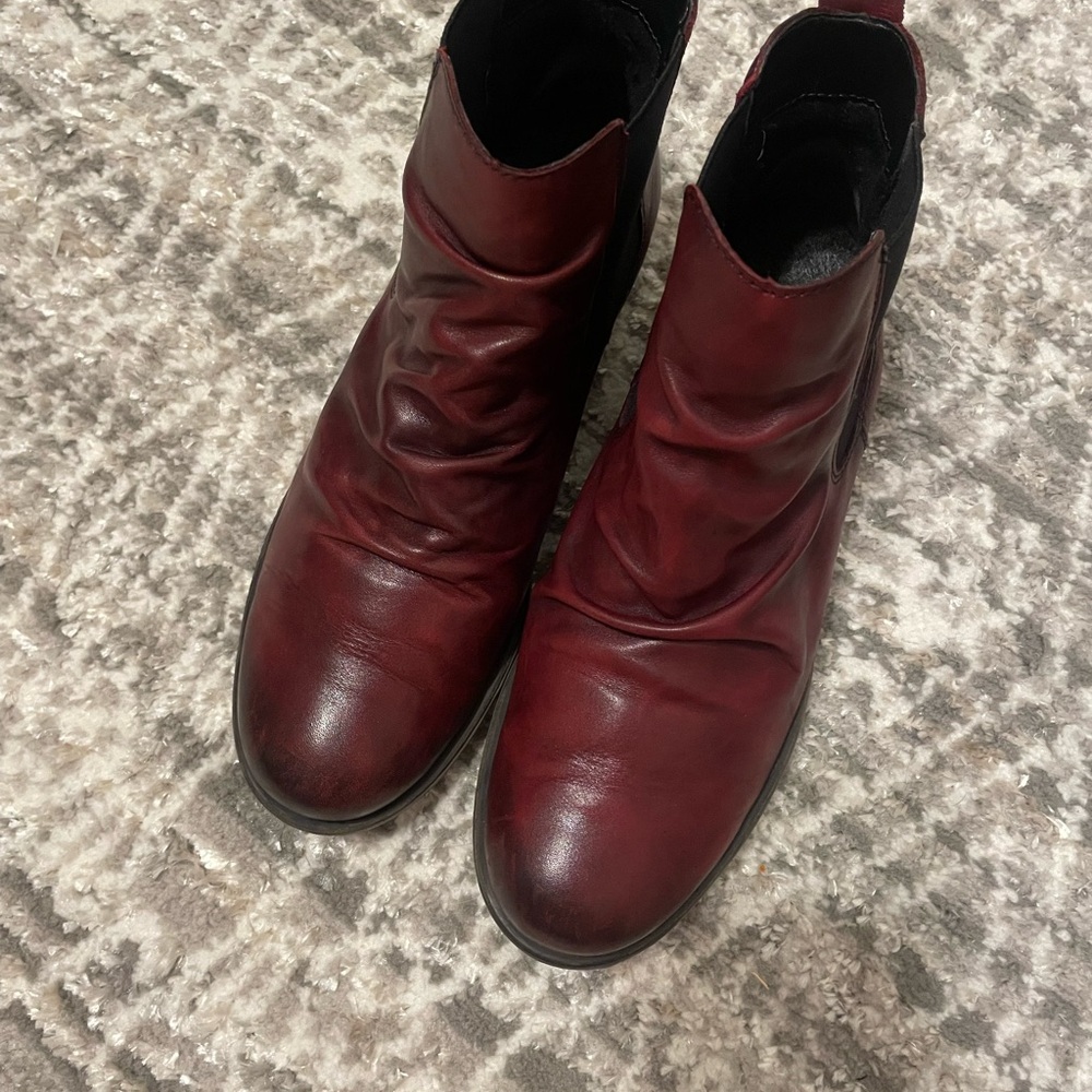Remonte Red Ankle Booties Smooth Leather Slip-On